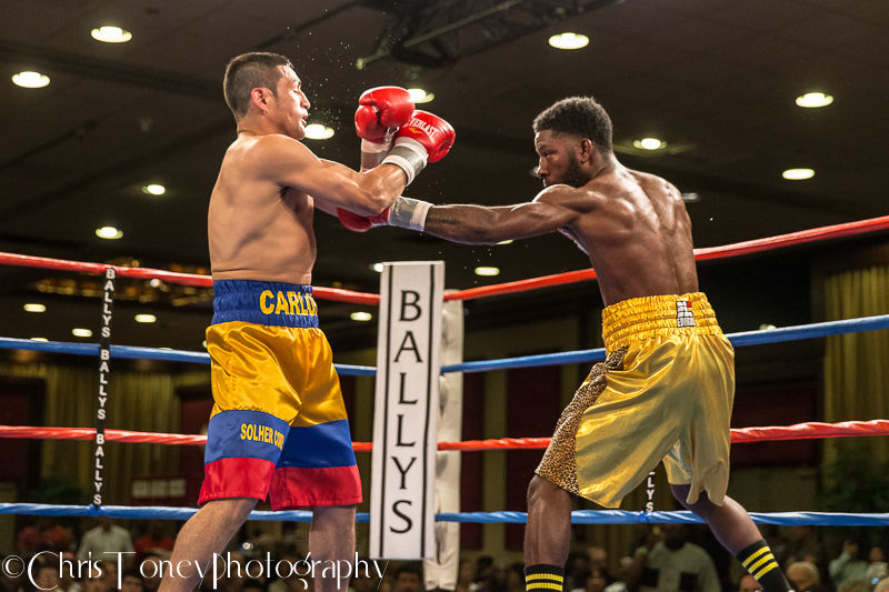 Kennedy (R.) working the jab.