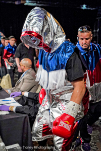 Santiago on his way to the ring.